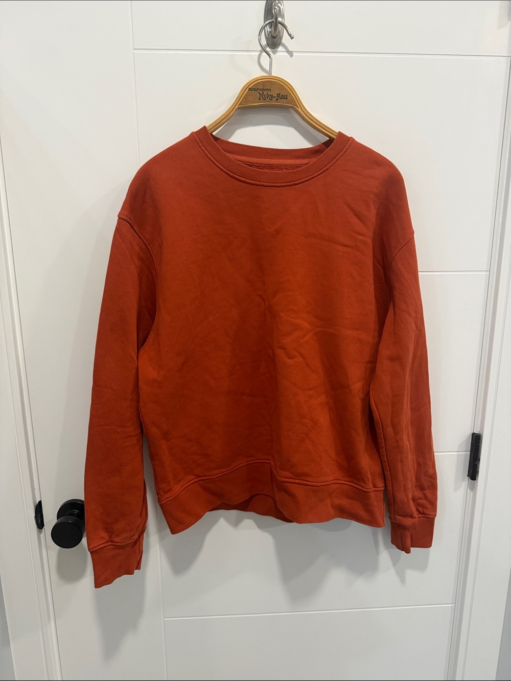 Colorful standard 100% organic cotton Rust Crewneck Sweatshirt size medium